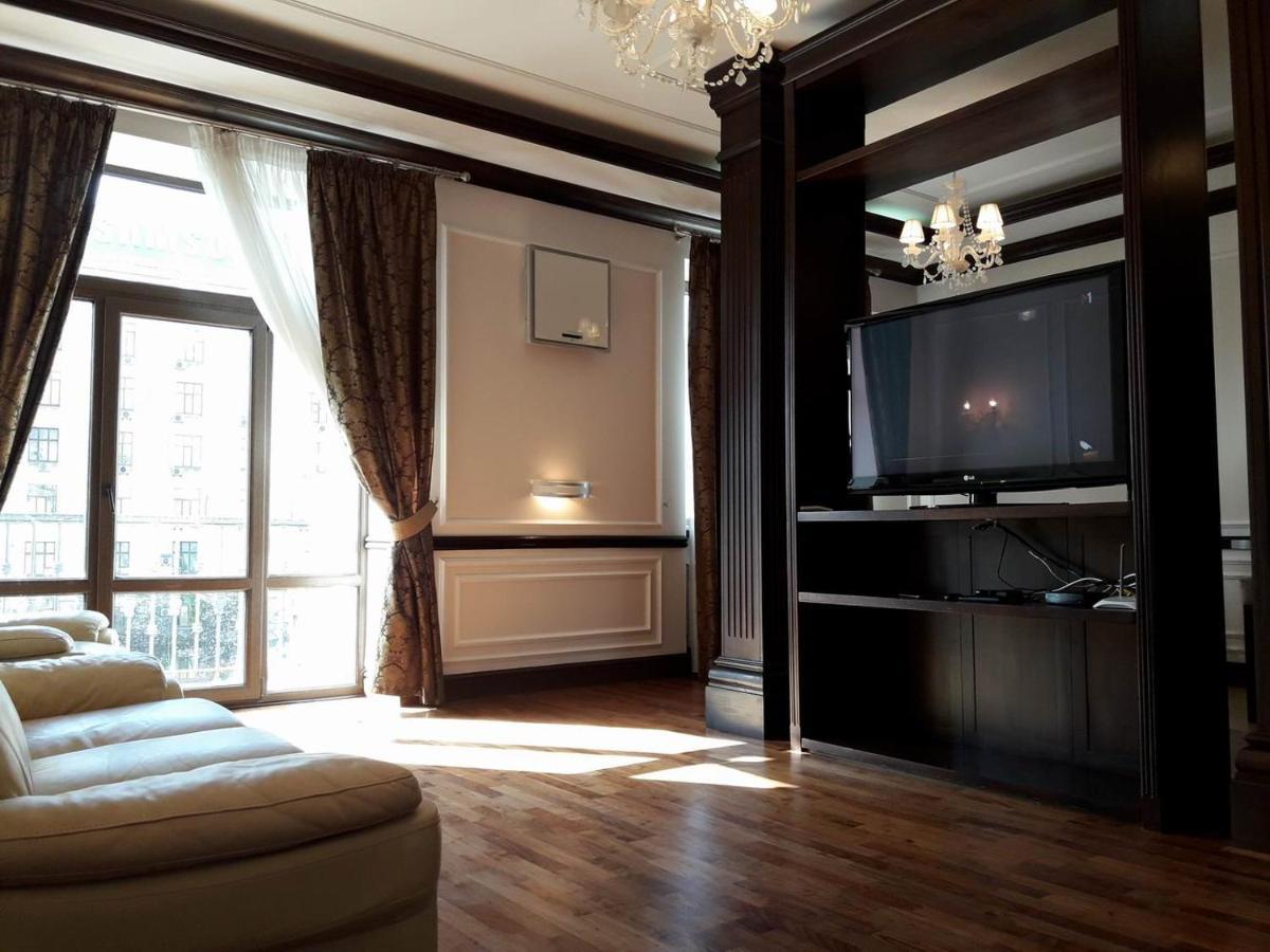 Vip Apartment. Kreshatik, Maidan Nezavisimosti. Kijów Zewnętrze zdjęcie