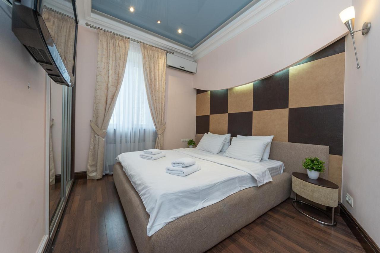 Vip Apartment. Kreshatik, Maidan Nezavisimosti. Kijów Zewnętrze zdjęcie