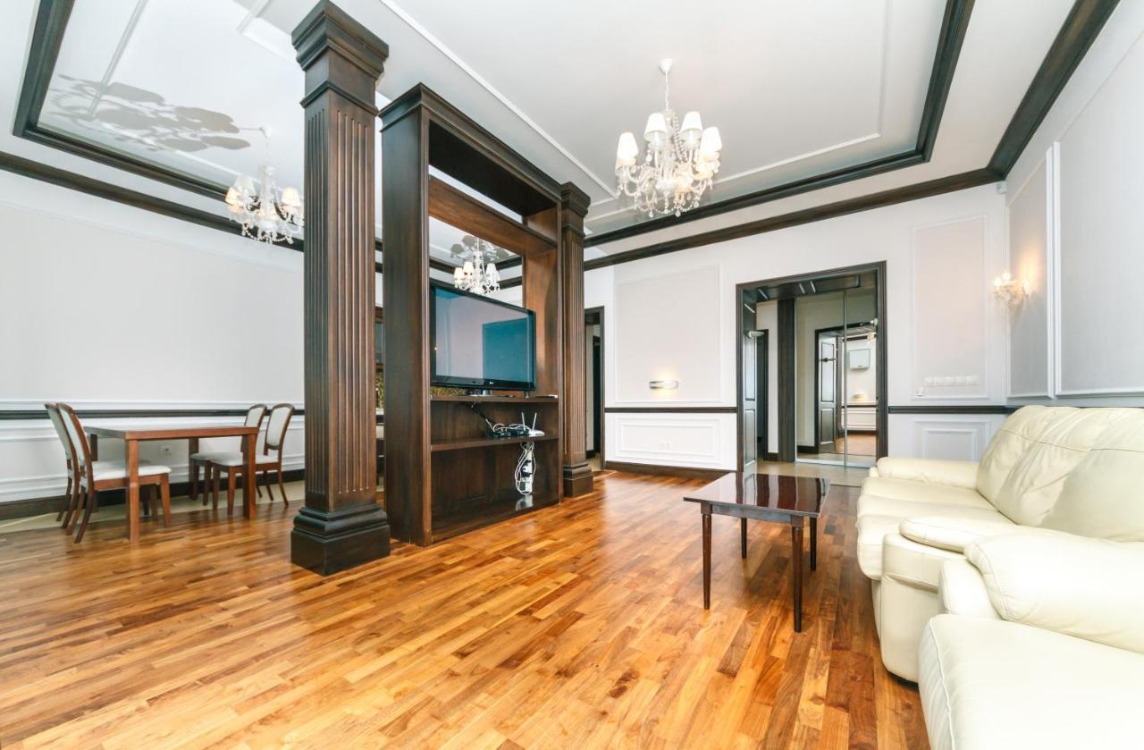 Vip Apartment. Kreshatik, Maidan Nezavisimosti. Kijów Zewnętrze zdjęcie